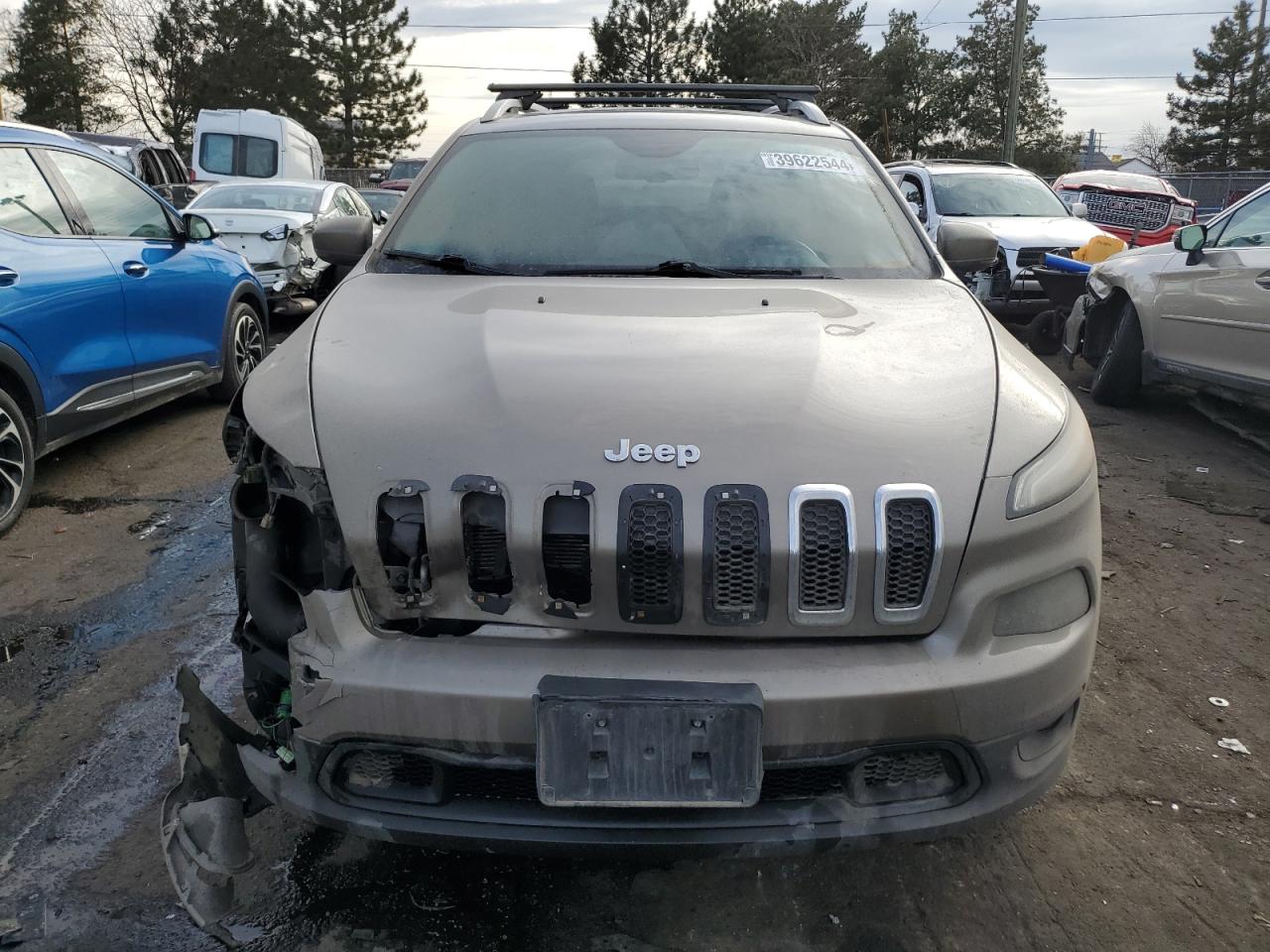 2016 Jeep Cherokee Latitude vin: 1C4PJMCS7GW248883