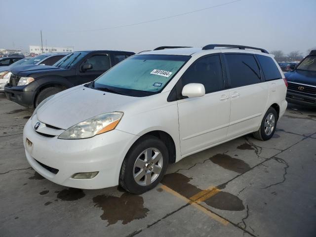 2007 Toyota Sienna XLE