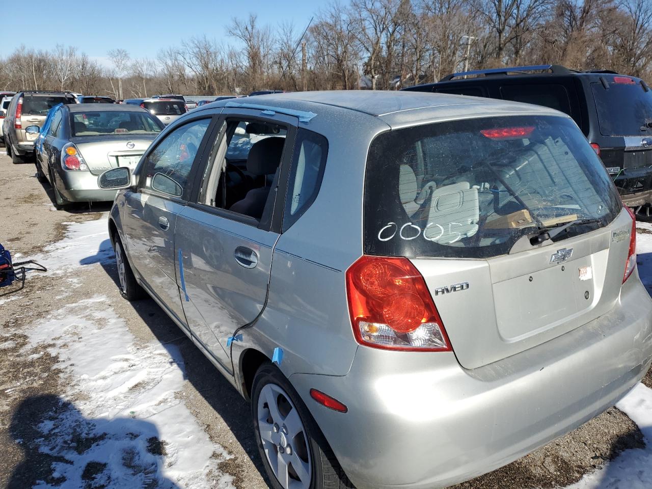 KL1TD62605B422679 2005 Chevrolet Aveo Base