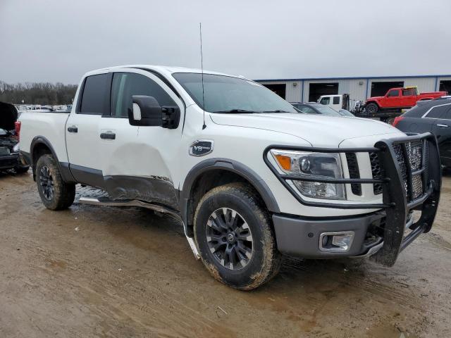 VIN 1N6AA1E5XHN570269 2017 NISSAN TITAN no.4