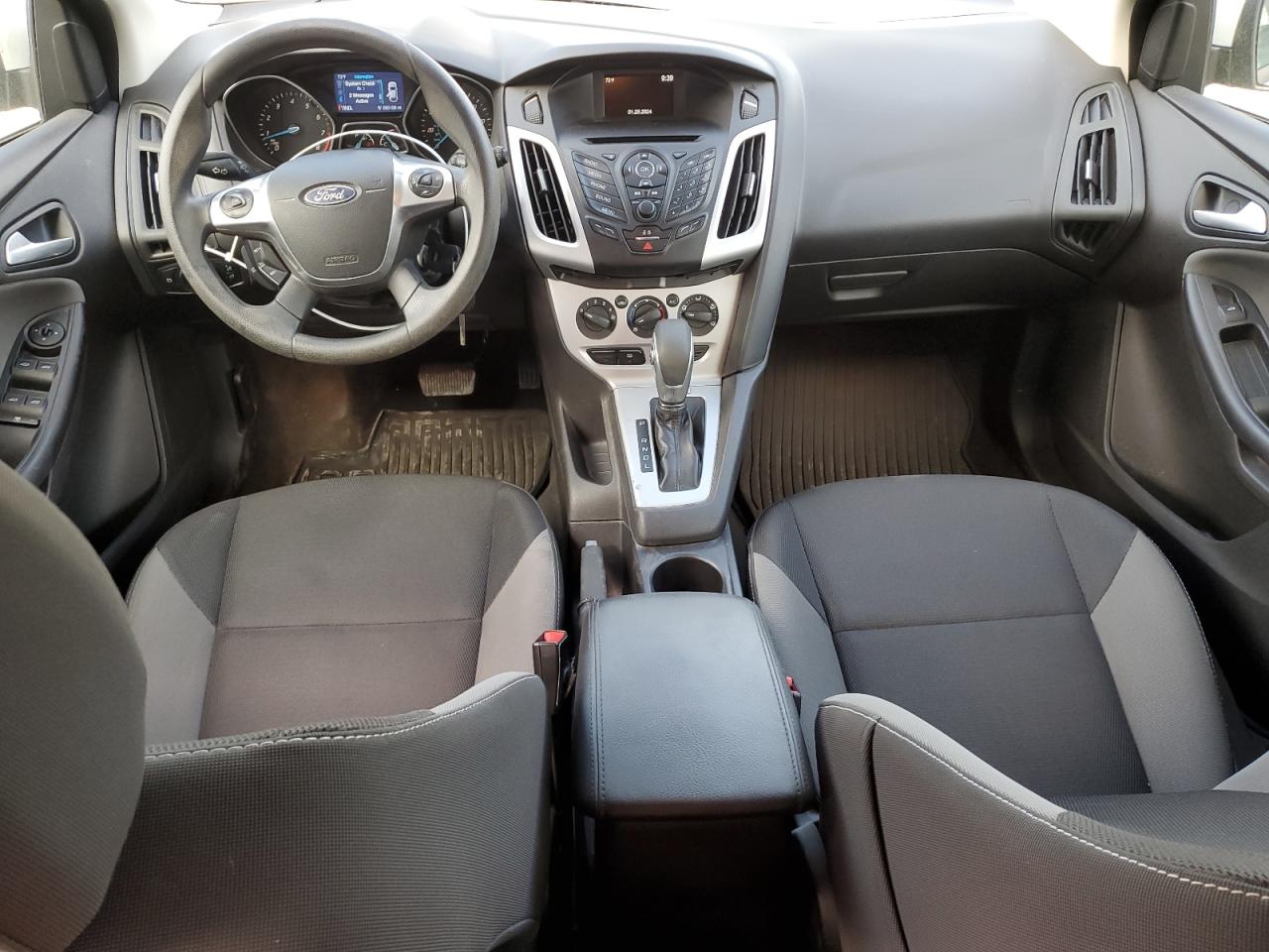 1FADP3K26EL447926 2014 Ford Focus Se