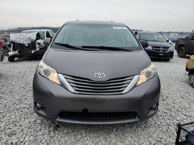 2012 Toyota Sienna - Image 5
