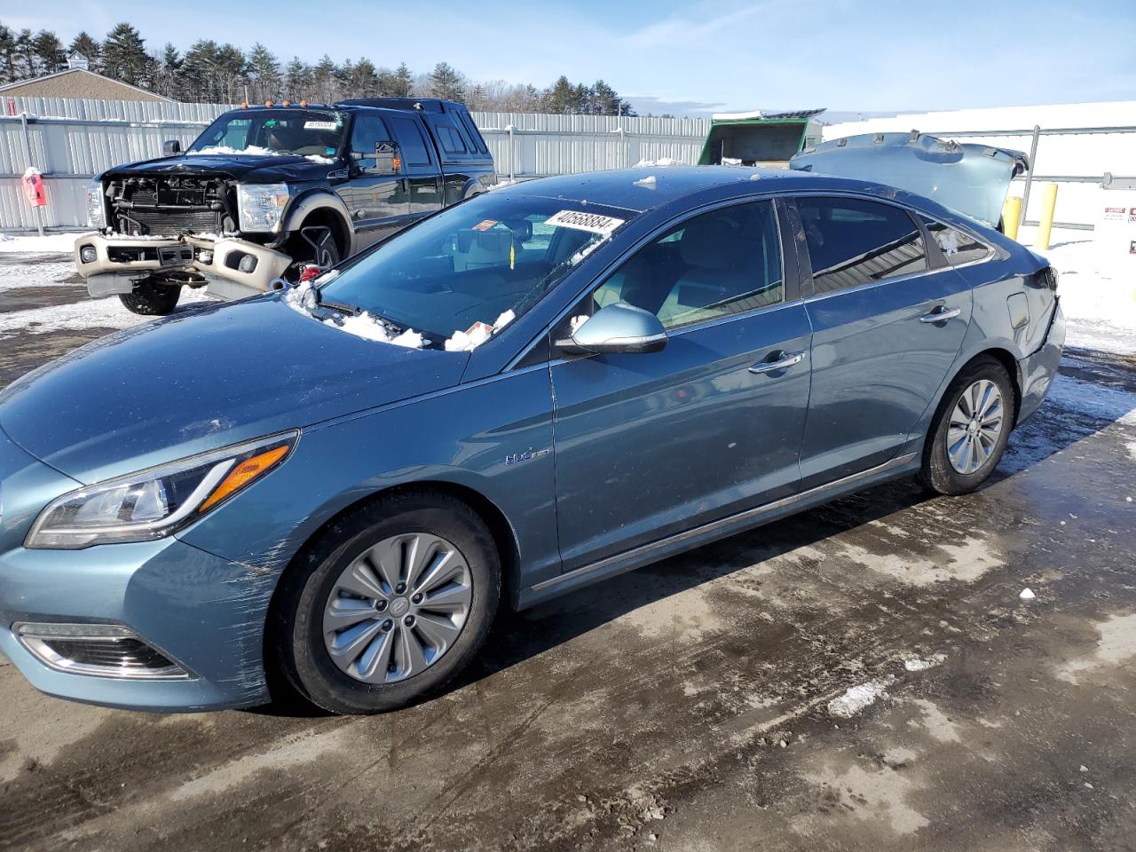 2016 Hyundai Sonata Hybrid vin: KMHE24L16GA040384