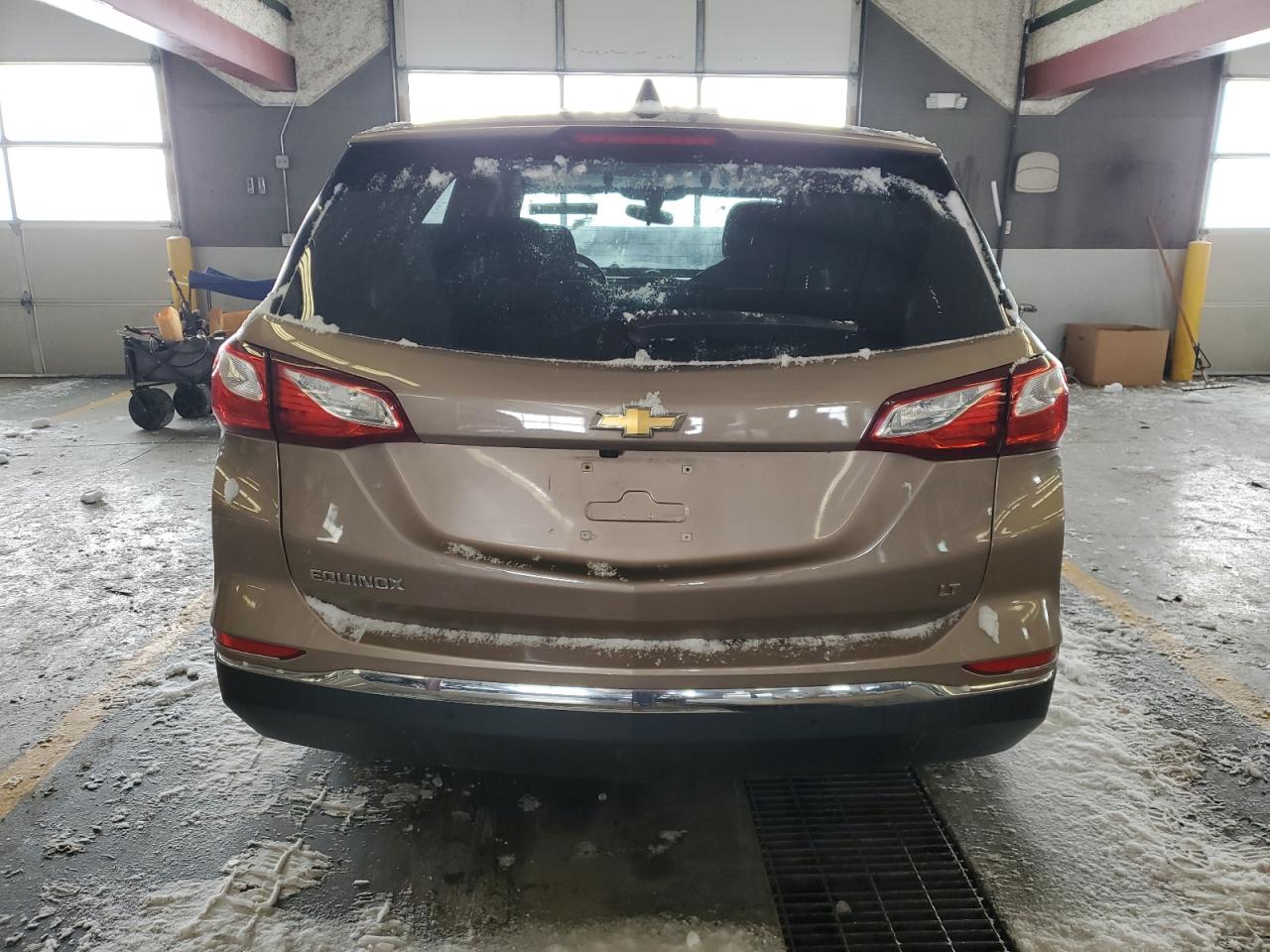 2GNAXJEV3J6255526 2018 Chevrolet Equinox Lt