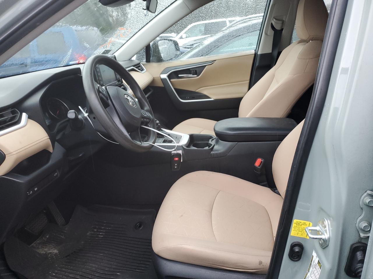 2T3P1RFV3LW135671 TOYOTA RAV4 2020