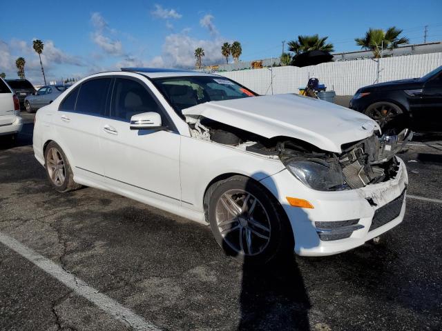 VIN WDDGF4HB5EA935015 2014 Mercedes-Benz C-Class, 250 no.4