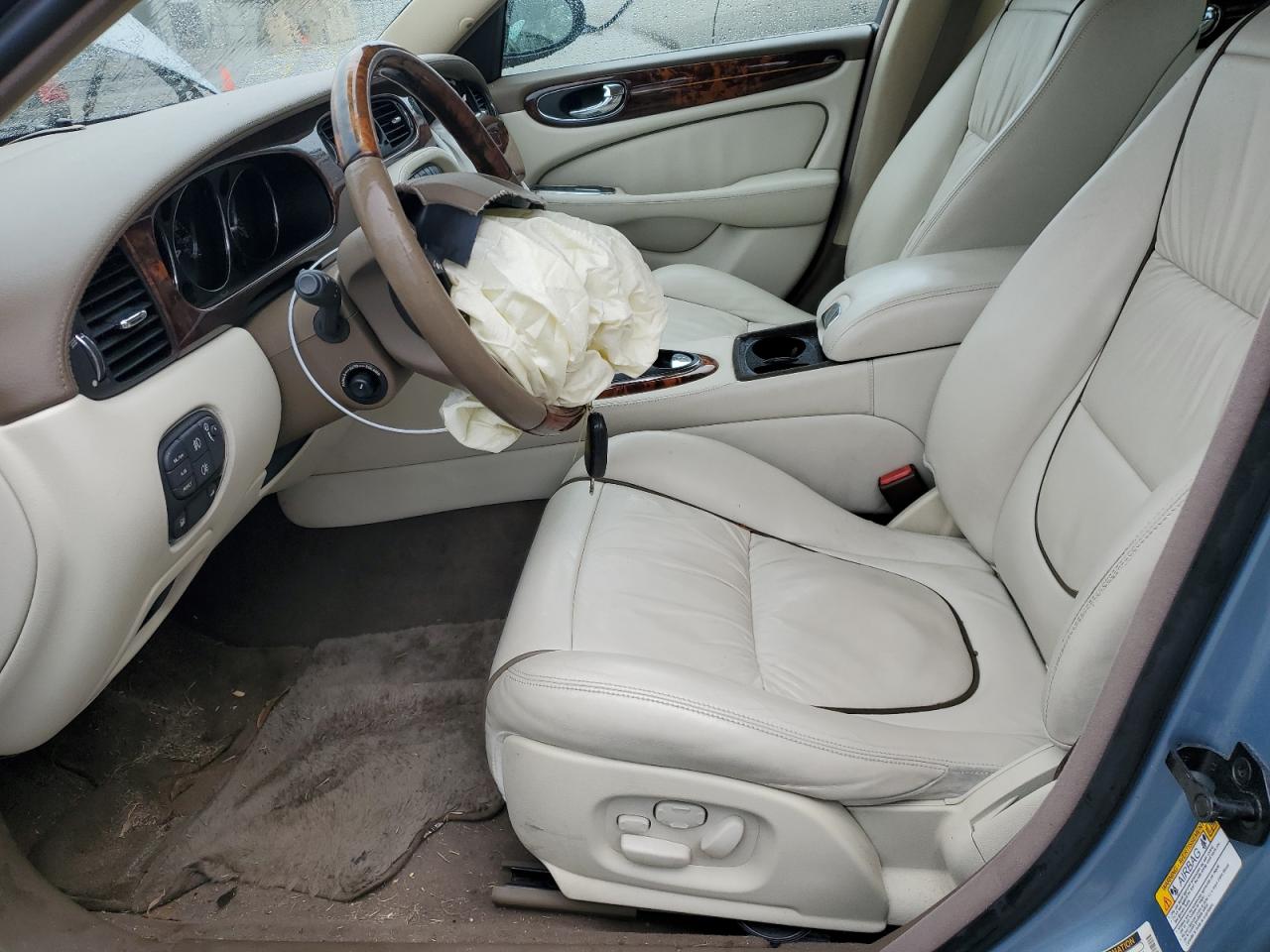 sajwa82c25sg44712 SAJWA82C25SG44712 2005 Jaguar Vandenplas