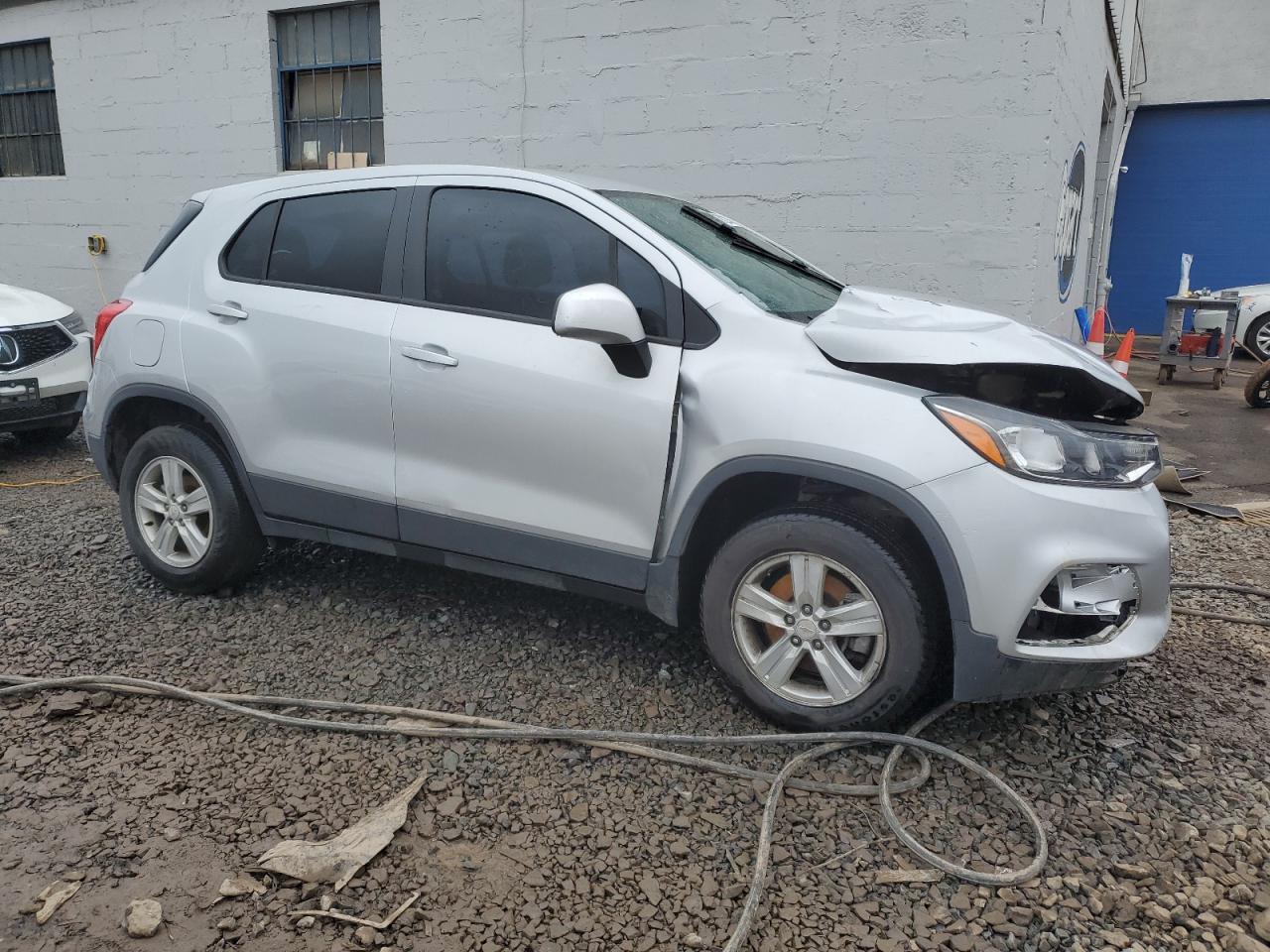 3GNCJNSB3LL129855 2020 Chevrolet Trax Ls