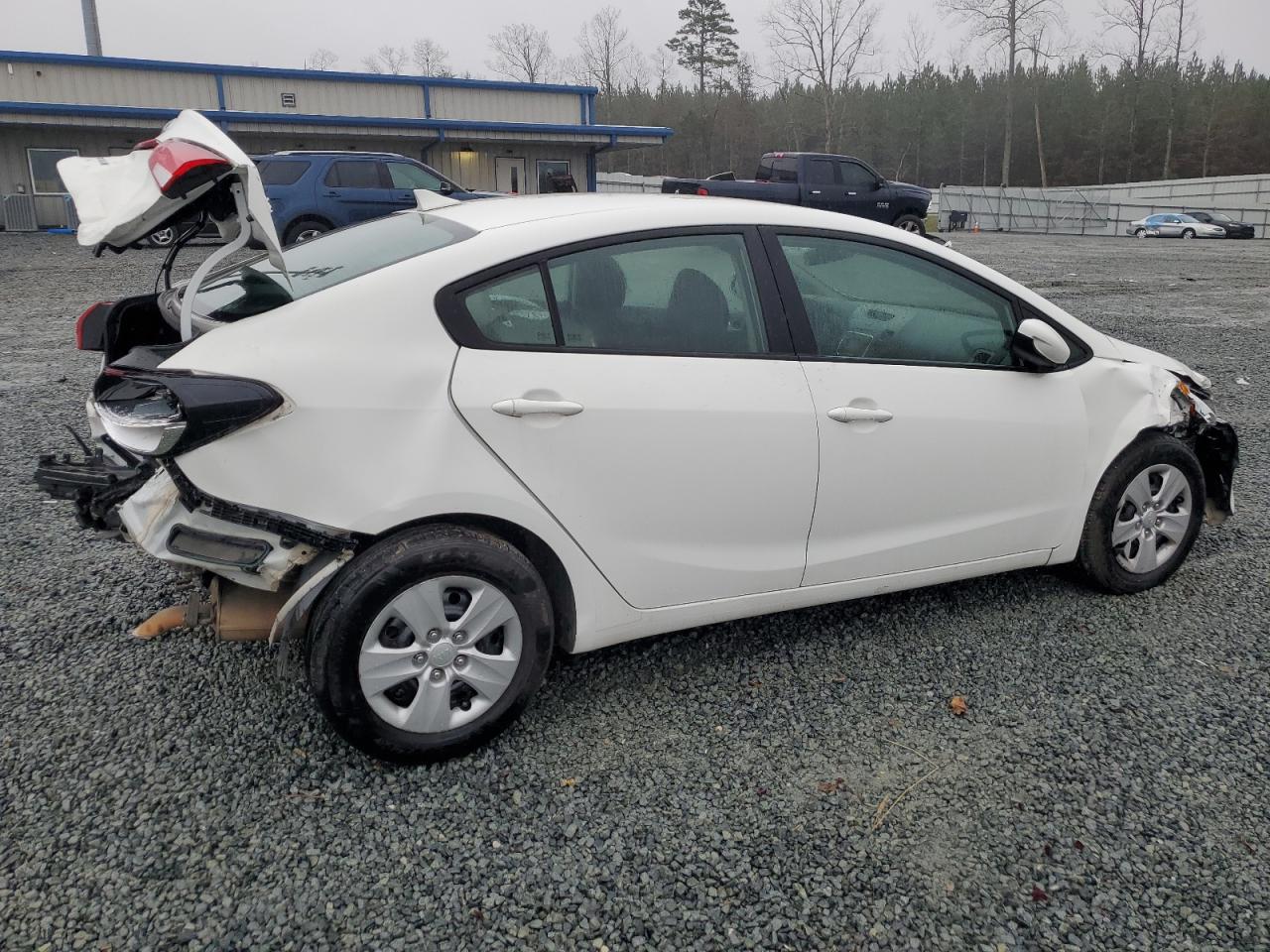 3KPFK4A72JE244247 2018 Kia Forte Lx