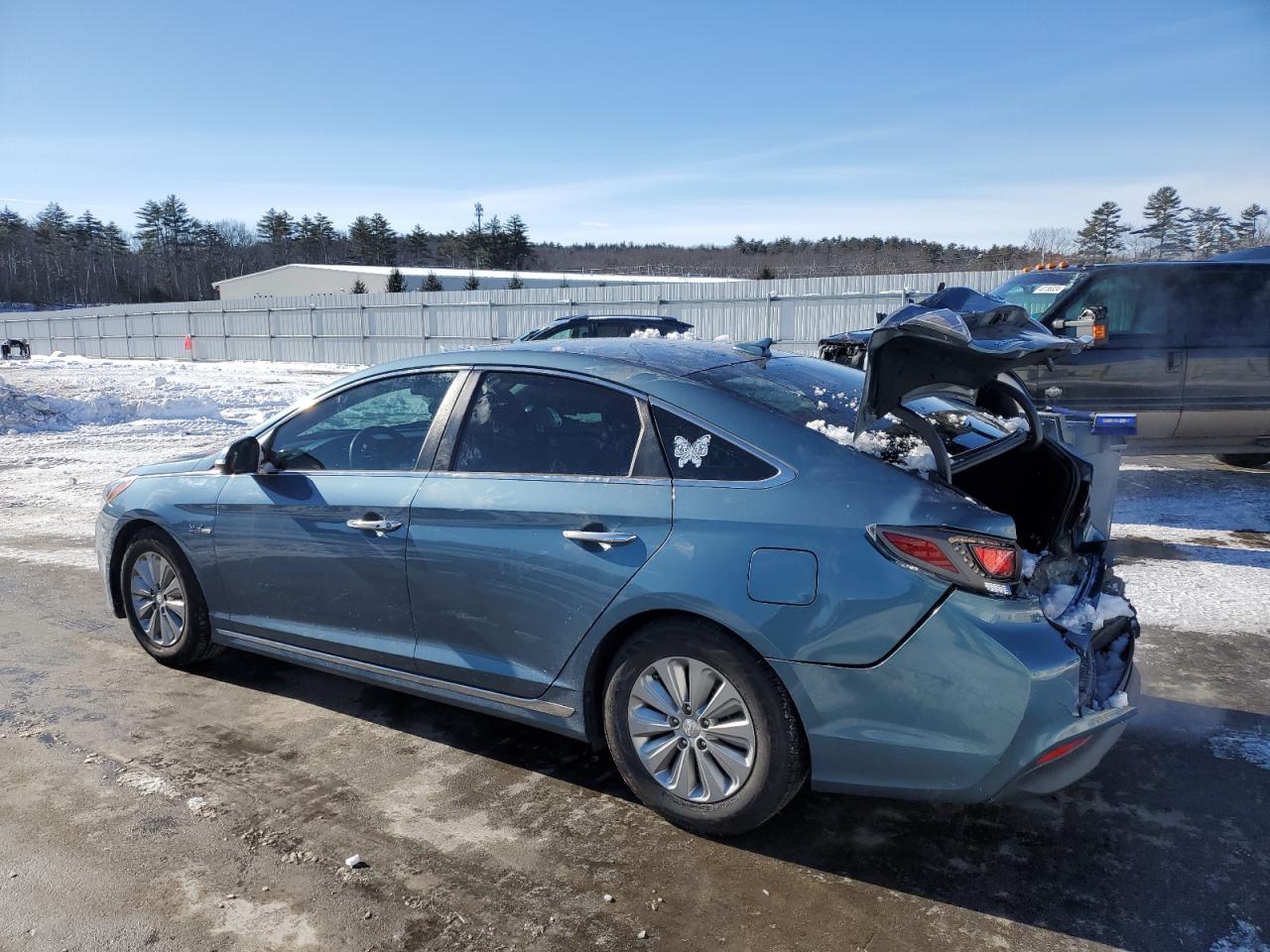 2016 Hyundai Sonata Hybrid vin: KMHE24L16GA040384