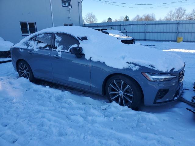 2022 VOLVO S60 B5 MOM 7JRL12TZ2NG161790