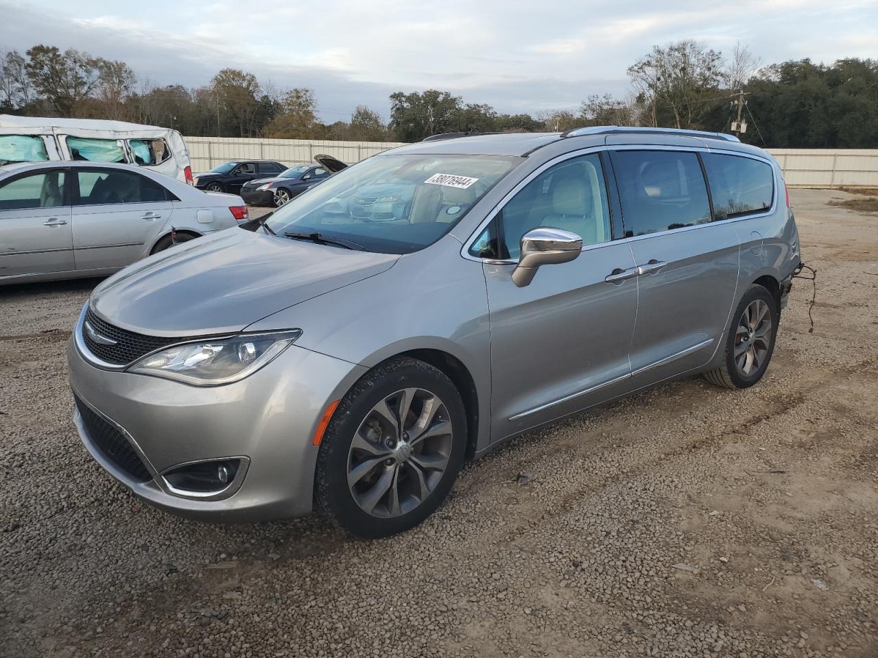 2C4RC1GG5HR730236 2017 Chrysler Pacifica Limited