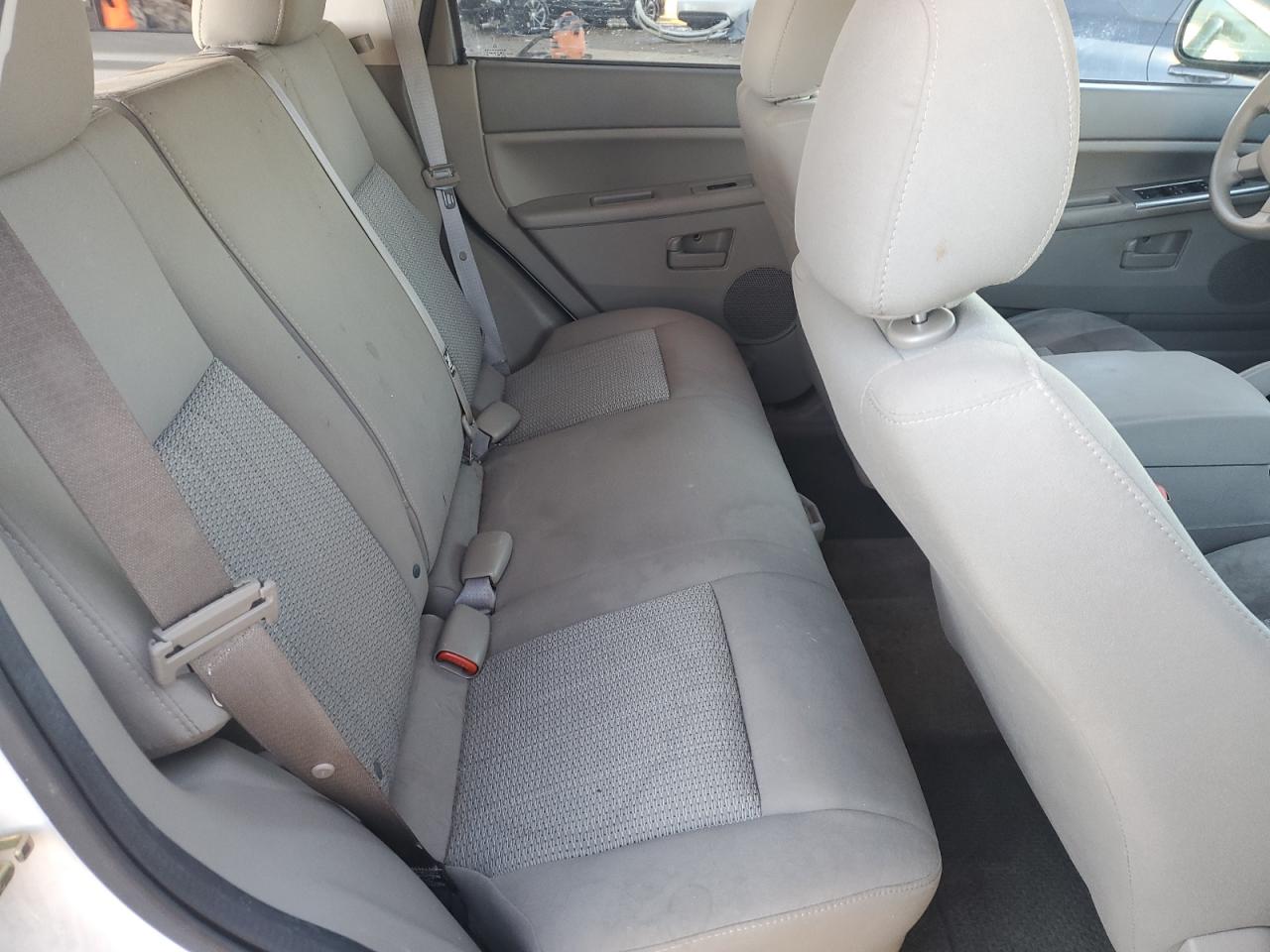 1J8GS48K37C584045 2007 Jeep Grand Cherokee Laredo