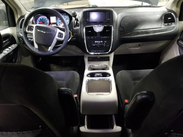 2015 Chrysler Town & Country - Image 8
