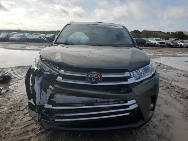 VIN 5TDKZRFH7KS295730 2019 Toyota Highlander, SE no.5