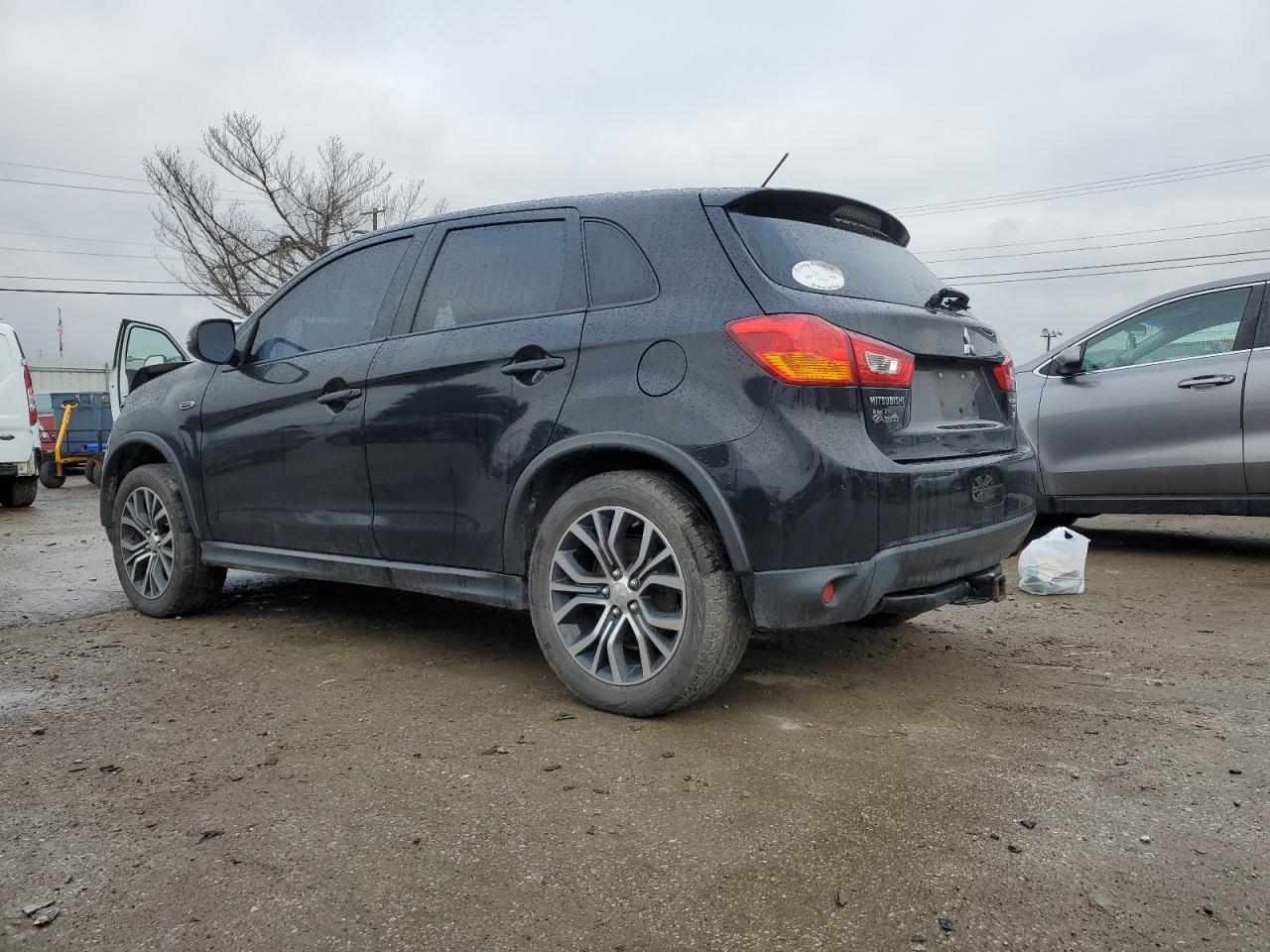 Lot #2485172902 2016 MITSUBISHI OUTLANDER