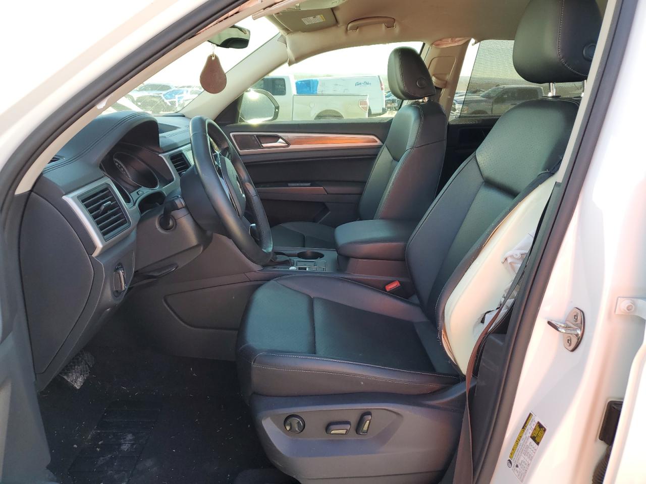 1V2WR2CA0LC504145 2020 Volkswagen Atlas Se