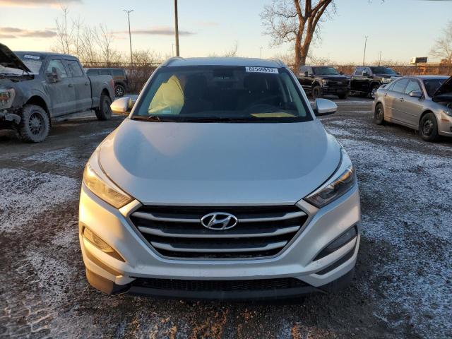 KM8J33A41JU733050 2018 Hyundai Tucson Sel