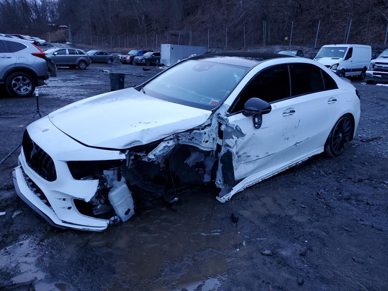 W1K3G5BB3MJ266090 MERCEDES-BENZ A 35 AMG 2021
