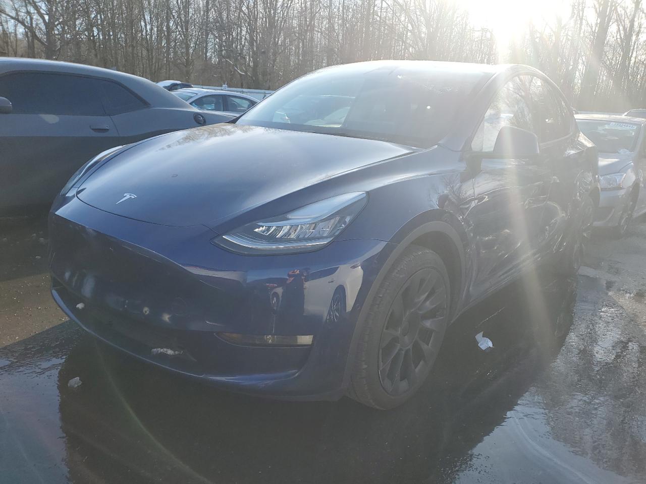 7SAYGDEE1NF420243 2022 Tesla Model Y