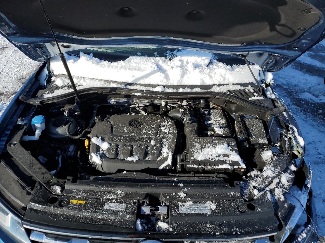 3VV3B7AXXLM128793 2020 Volkswagen Tiguan Se