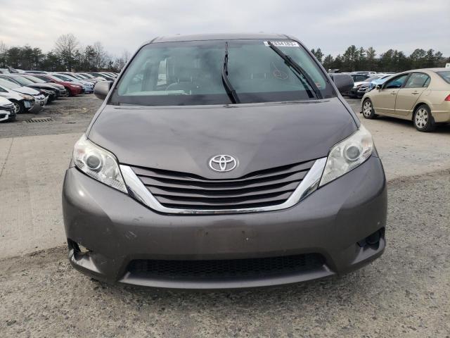 5TDKZ3DC1HS775274 | 2017 Toyota sienna le