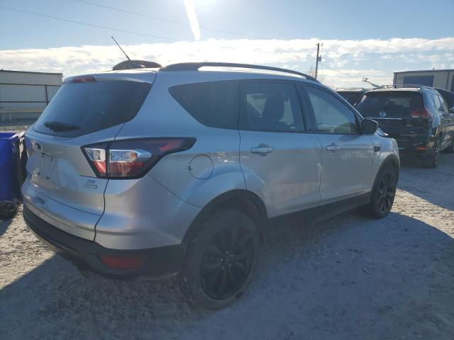 1FMCU0GD4JUB72502 | 2018 Ford escape se