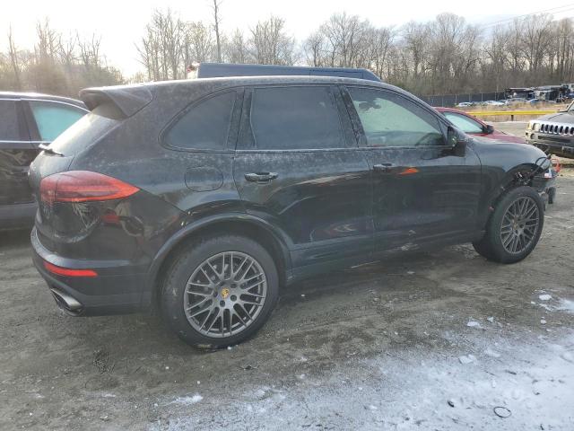 VIN WP1AA2A26JKA03079 2018 Porsche Cayenne no.3