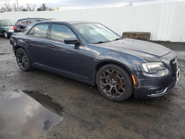 VIN 2C3CCABGXKH697460 2019 CHRYSLER 300 no.4