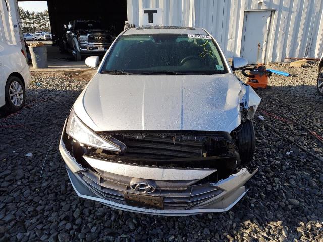2019 HYUNDAI ELANTRA SE - 5NPD84LF0KH436080