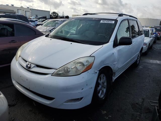 2008 Toyota Sienna CE