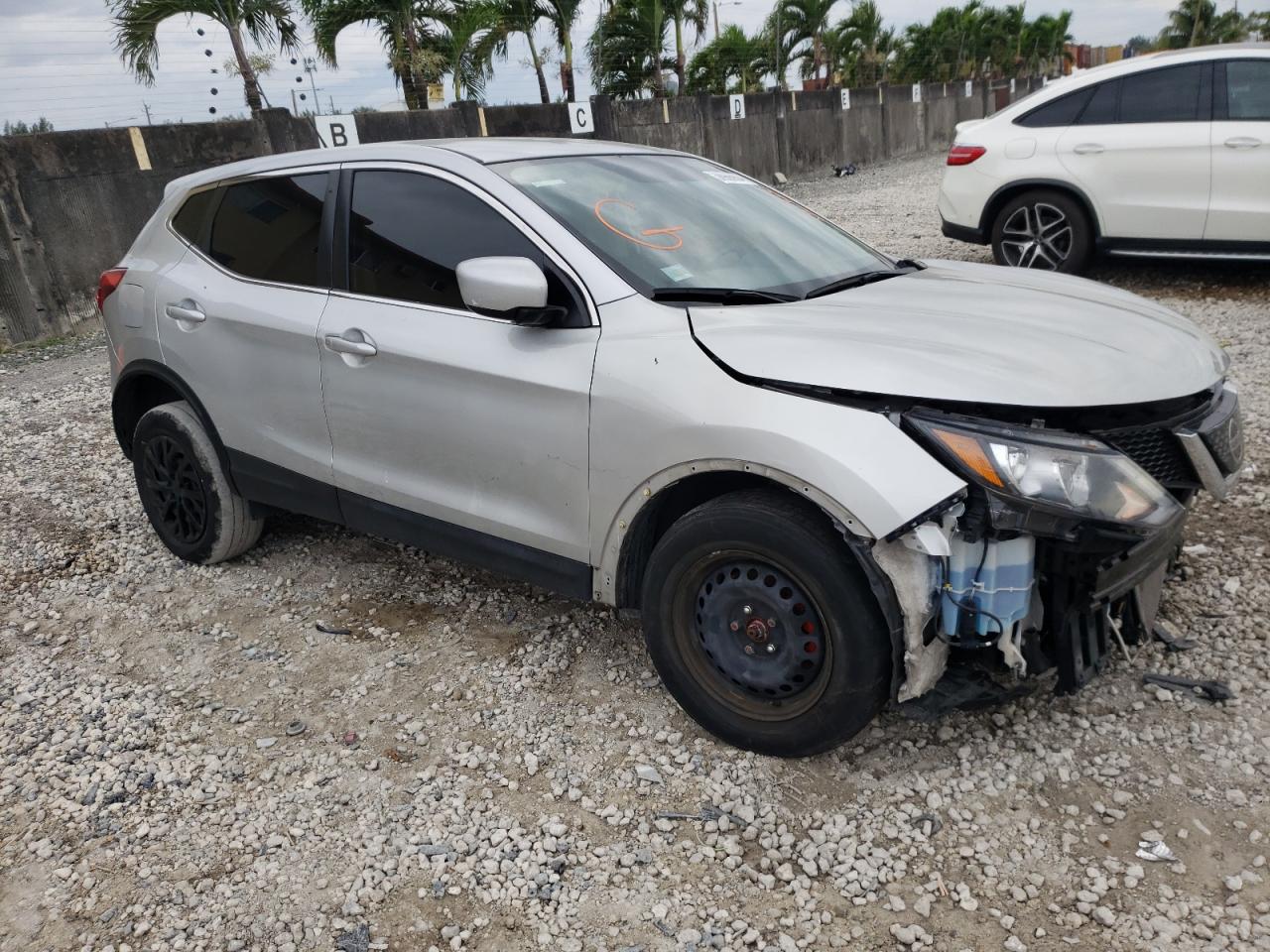 VIN: JN1BJ1CR3KW348299 2019 NISSAN ROGUE