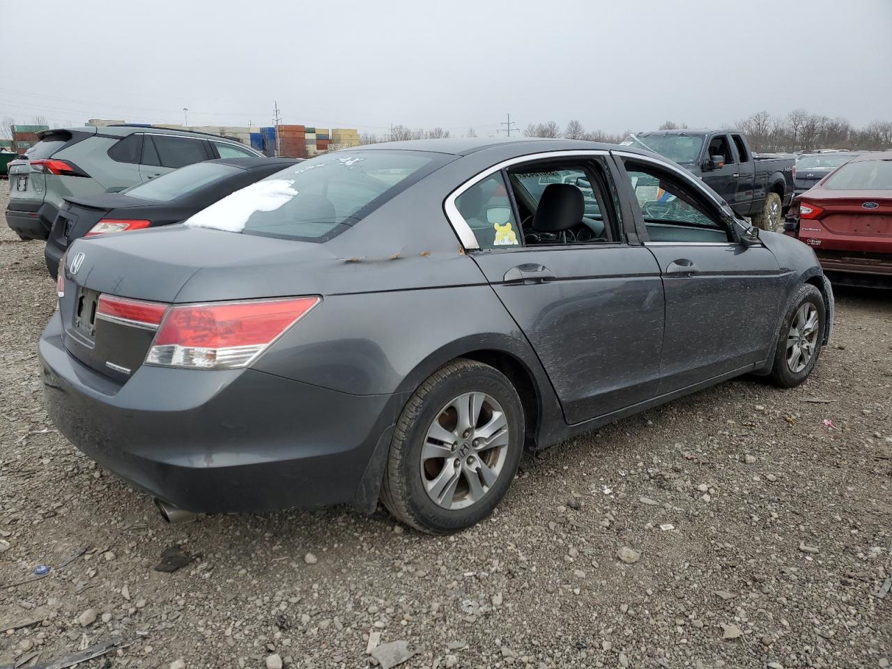 1HGCP2F61BA018134 2011 Honda Accord Se