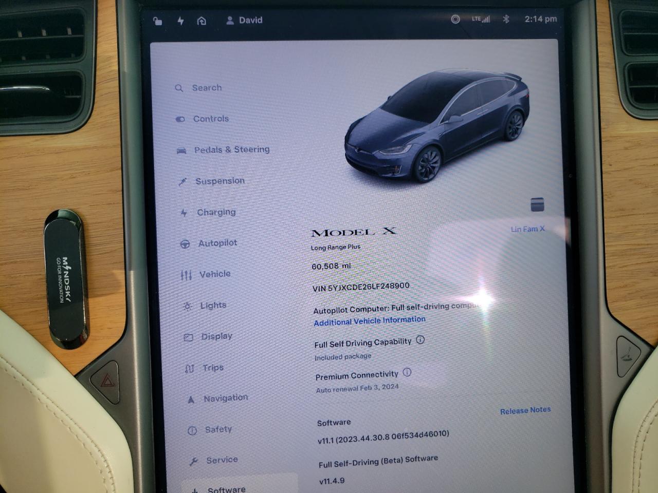 2020 Tesla Model X vin: 5YJXCDE26LF248900