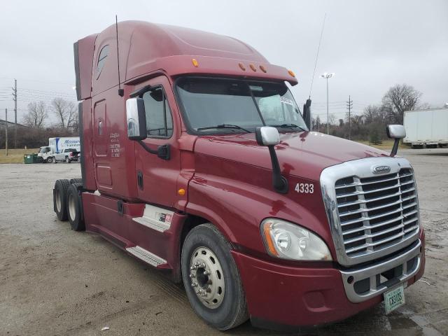 Lot #2428249446 2013 FREIGHTLINER CASCADIA 1 salvage car