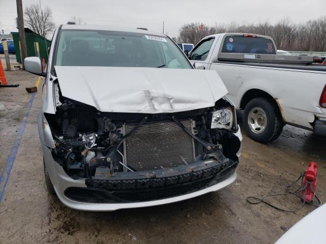 VIN 3FA6P0HD2KR198313 2019 Ford Fusion, SE no.5