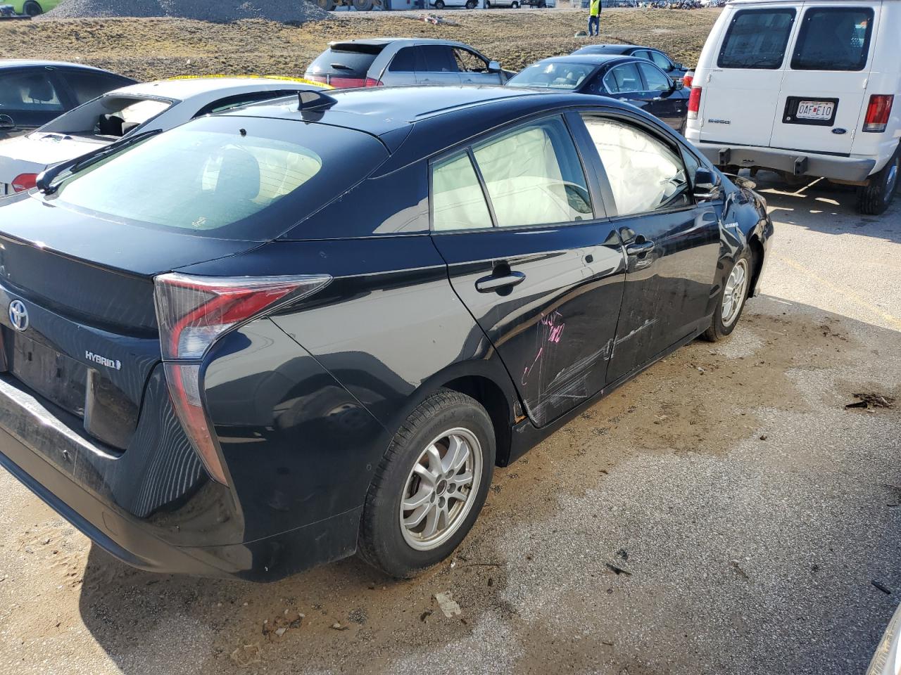 2018 Toyota Prius vin: JTDKBRFU1J3588542