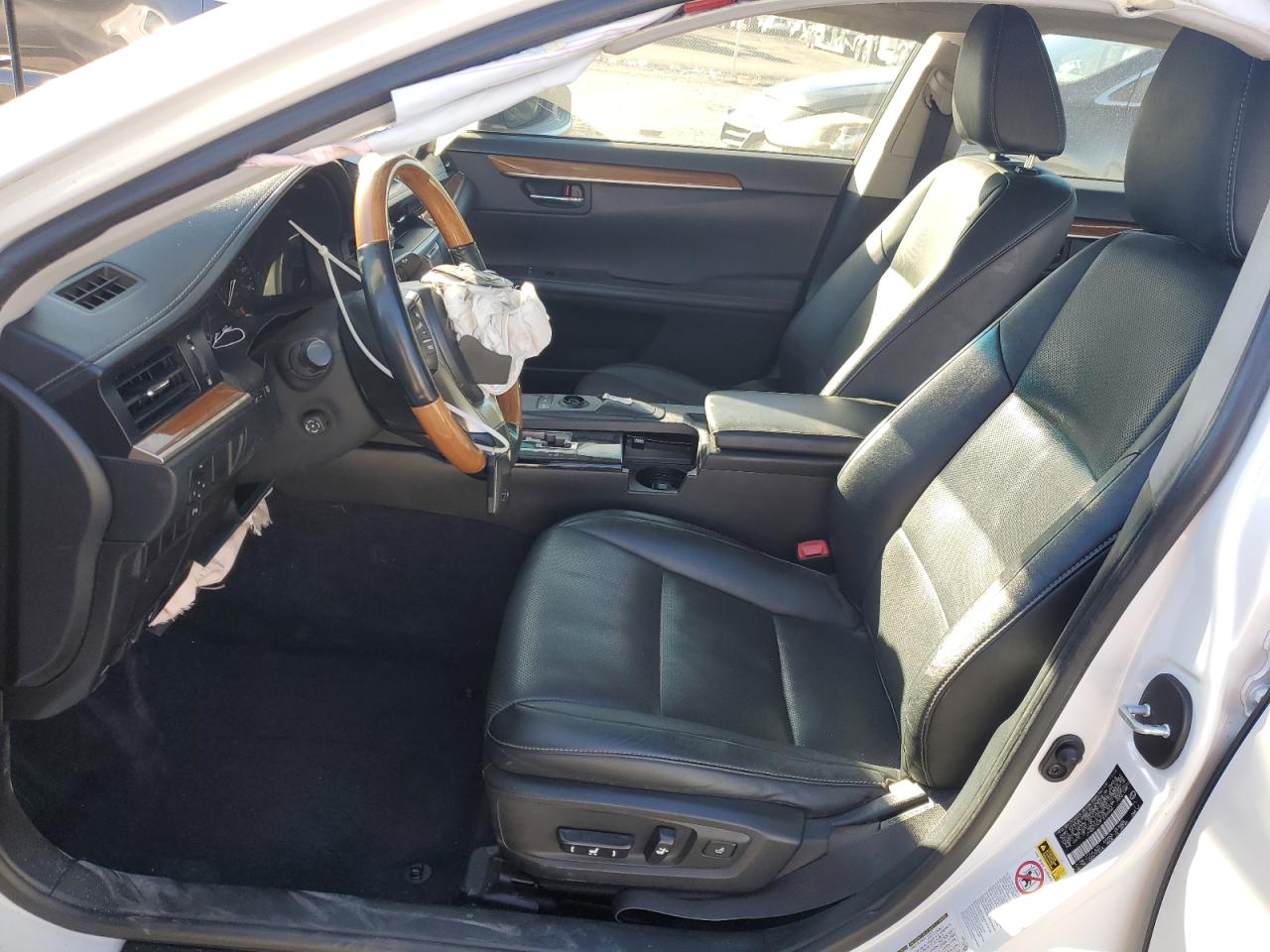 JTHBW1GG3F2088666 2015 Lexus Es 300H