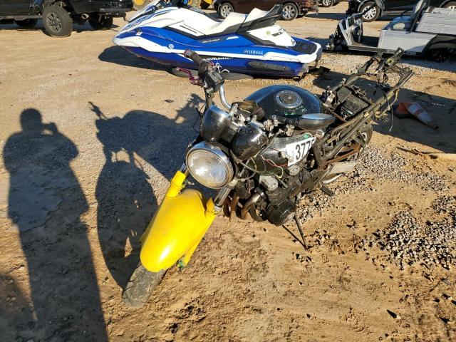 2000 KAWASAKI ZR750 F - JKAZRDF16YA020225