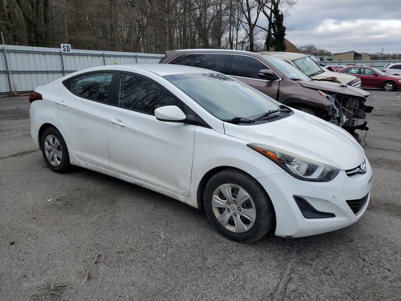 5NPDH4AE4GH688433 2016 Hyundai Elantra Se