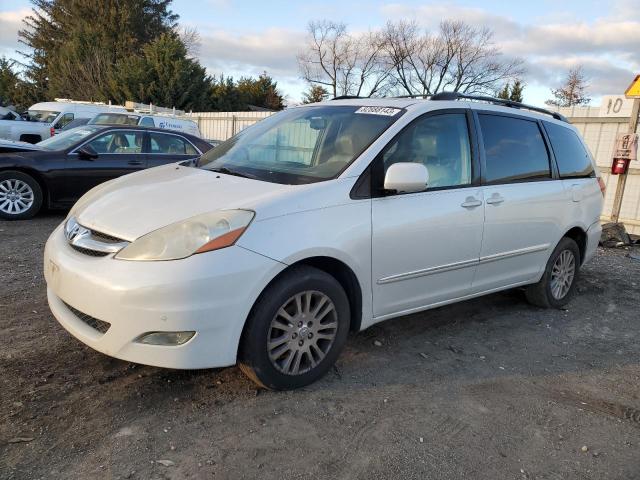 2007 Toyota Sienna XLE