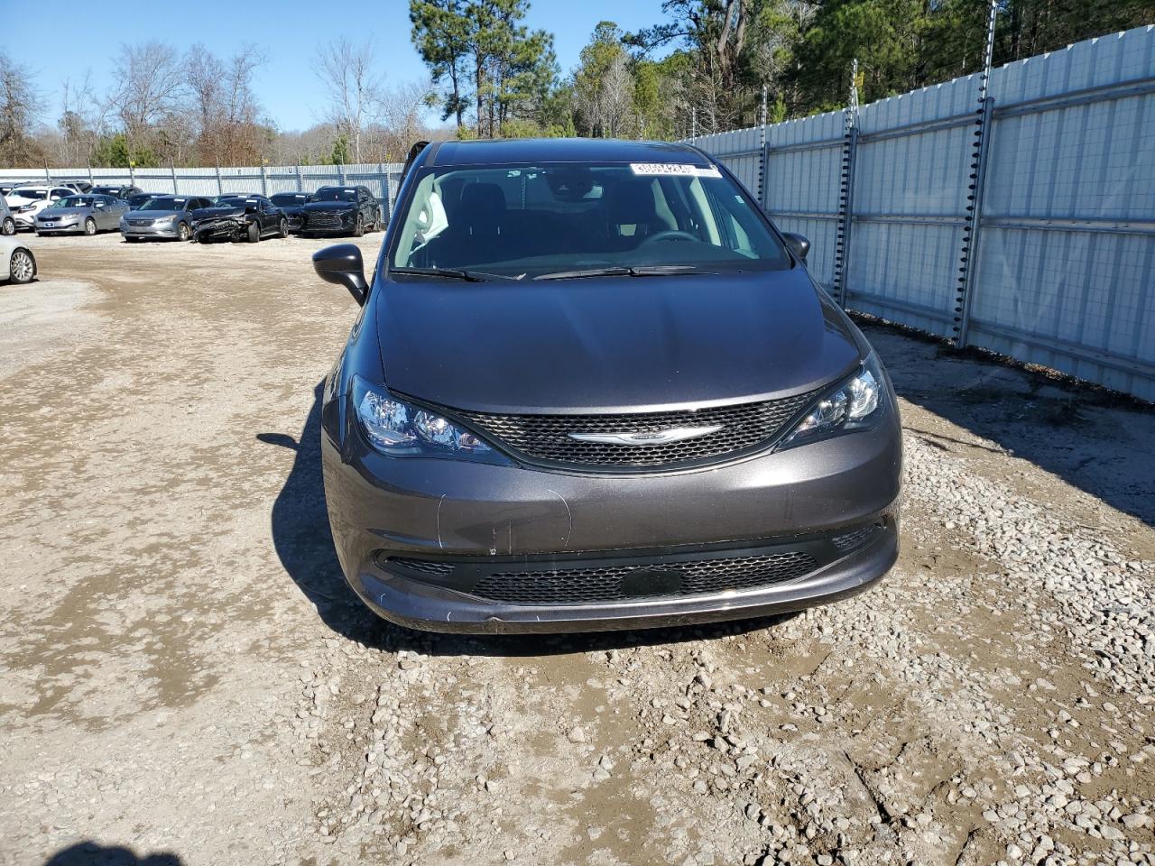 Lot #2369360683 2023 CHRYSLER VOYAGER LX