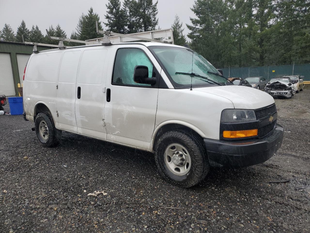 1GCWGAFG5J1240785 2018 Chevrolet Express G2500