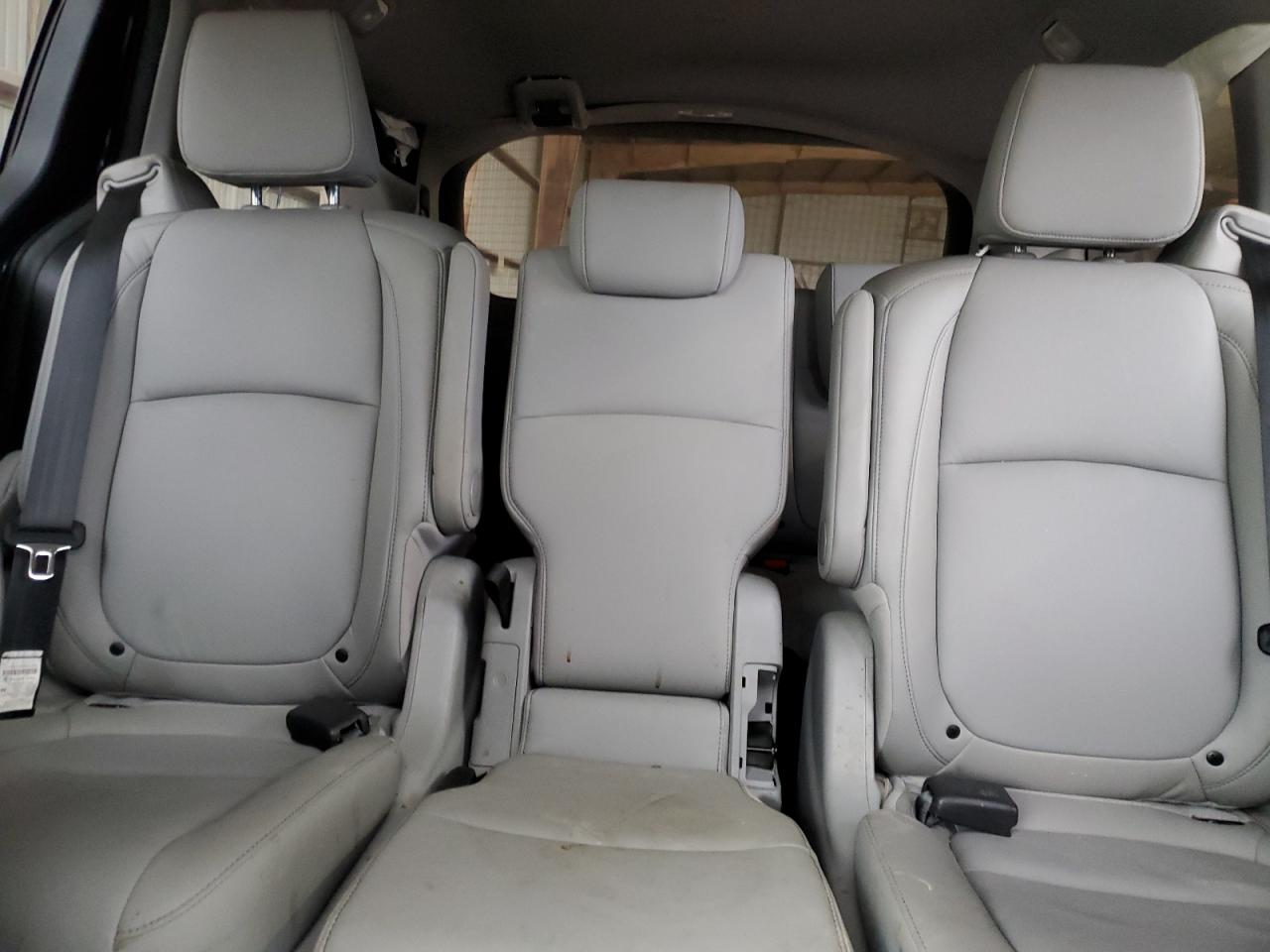 VIN: 5FNRL6H86MB040568 2021 HONDA ODYSSEY