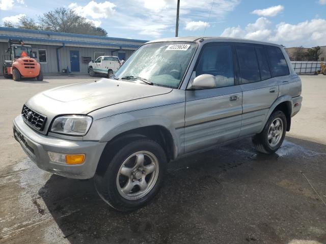 1999 Toyota RAV4 