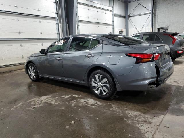 VIN 4T1BF1FK1HU811747 2017 Toyota Camry, SE no.2