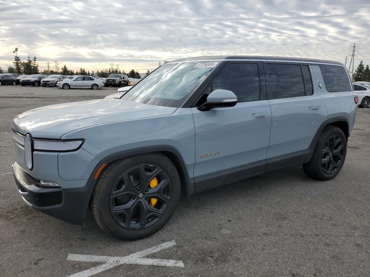 7PDSGABA3PN010463 2023 Rivian R1S Adventure