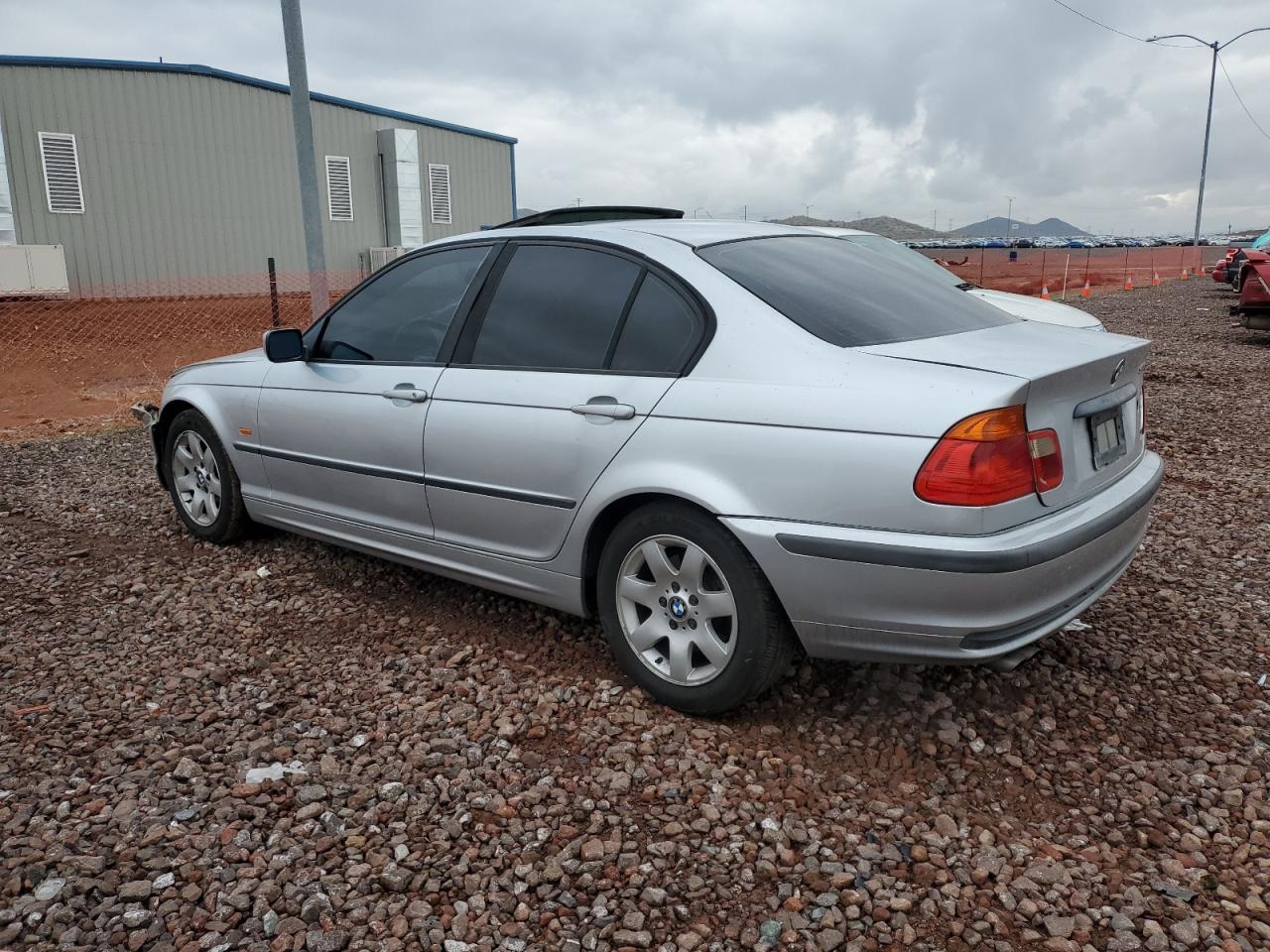 WBAAV33421FU86229 2001 BMW 325 I