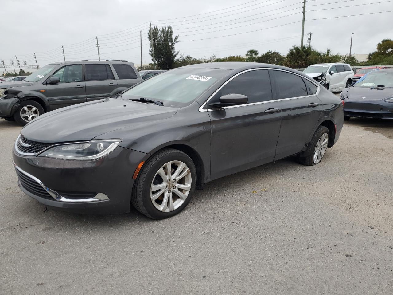 1C3CCCAB2FN504264 2015 Chrysler 200 Limited