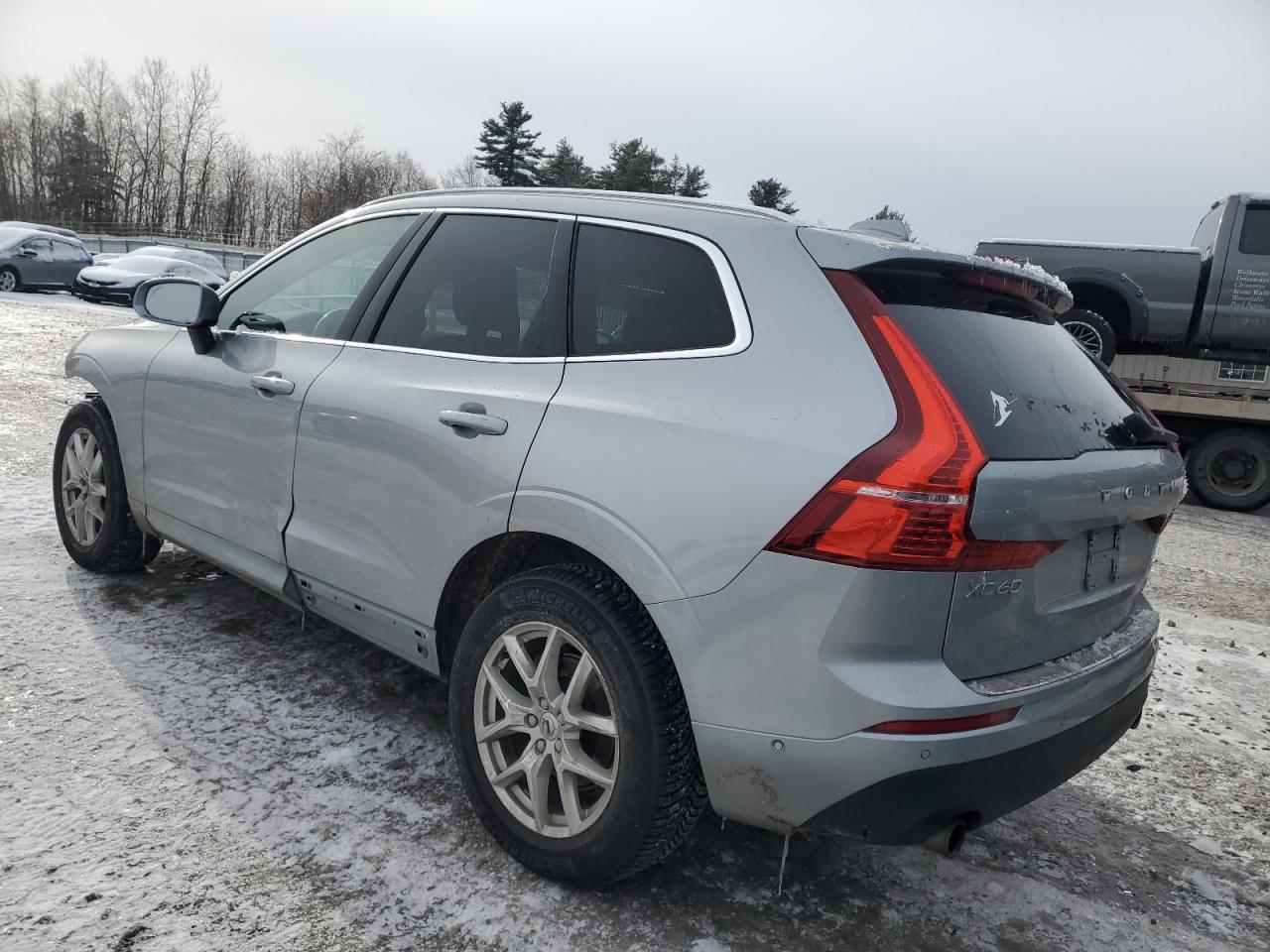 YV4102RK4J1025402 2018 Volvo Xc60 T5 Momentum